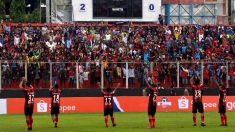 Para pemain Persipura merayakan kemenangan atas PSIS. Foto: ANTARA FOTO/Adwit B Pramono/wsj. O