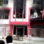 Gedung Plasa Telkom Pekanbaru terbakar (istimewa)