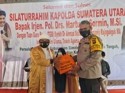 Kapoldasu Saat bersilaturahmi dengan Tokoh Agama TGB di Kabupaten Simalungun. Foto: Dok. humas Polres Simalungun.