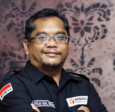 Komisioner Bawaslu Simalungun M Adil Saragih. Foto: Dok. Istimewa.