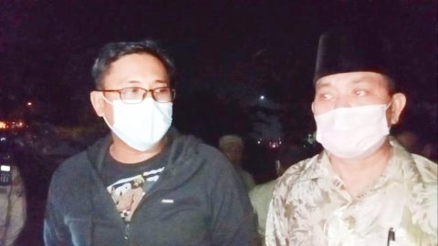 Ketua Taruna Siaga Bencana (TAGANA) Imam Ansyori Nasution saat diwancarai awak media Linktodays.com. Foto: Roy Manysah.