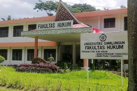 Gedung Fakultas Hukum (FH) Universitas Simalungun, Kota Pematangsiantar, Sumatera Utara. Foto: Net