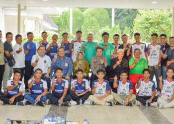 Tim Kejurda Futsal Kota Siantar, saat bersama. Foto: Istimewa.