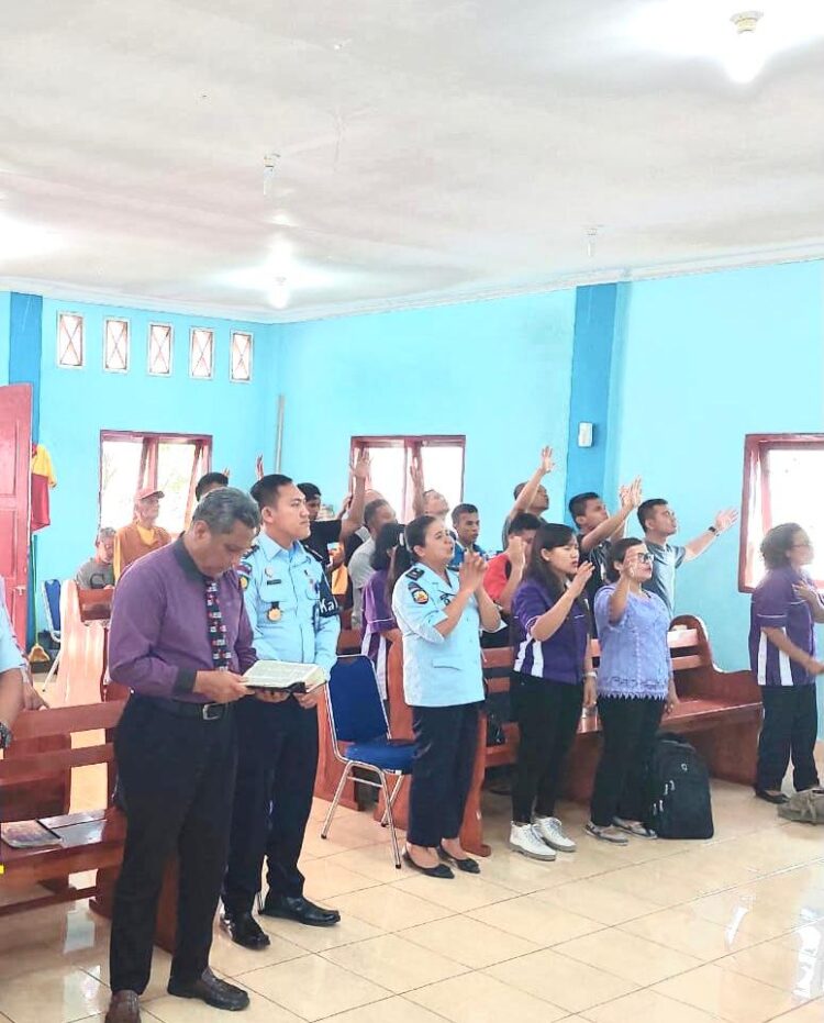 Sekolah Alkitab bagi Warga Binaan Pemasyarakatan Lapas Narkotika Kelas IIA Pematang Siantar. Foto: Lapas.