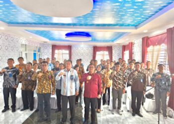 Kakanwilkumham Sumut dan Kadivpas saat mengunjungi Lapas Narkotika kelas IIA Pematang Siantar. Foto: Istimewa.