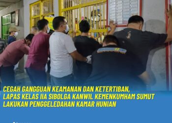 Razia atau penggeledahan Kamar Hunian WBP Lapas Sibolga. Foto: Istimewa.