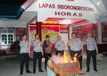 Divisi Pemasyarakatan Kantor Wilayah Kemenkumham Sumatera Utara saat sidak di Lapas Siborongborong. Foto: Dok. Istimewa.